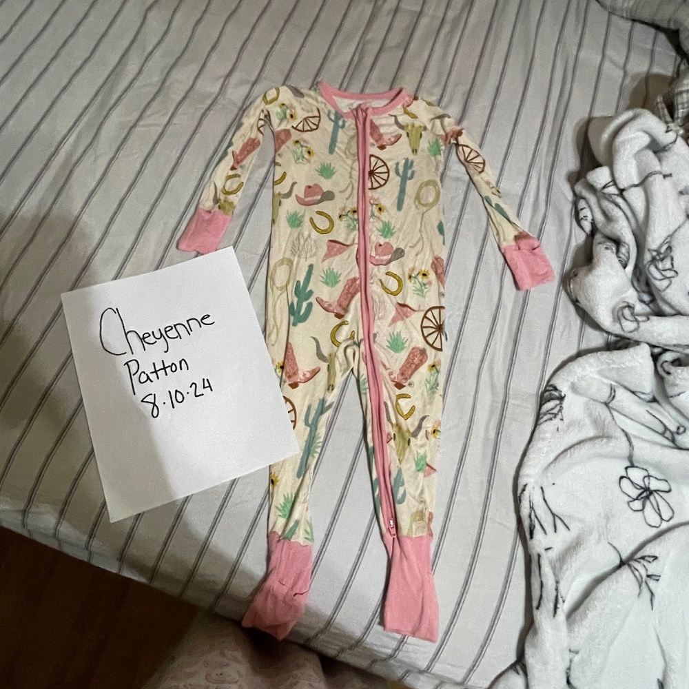 Little Sleepies 12-18 month zippie